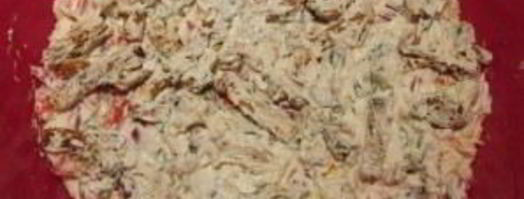 слоеный салат с грибами. Шаг 4