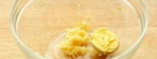 чесночный соус для гренок. Шаг 2