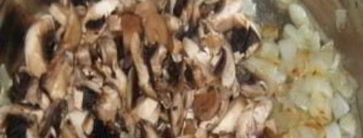 грибной соус из шампиньонов со сметаной. Шаг 2