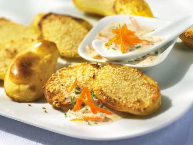 Рецепт морковна-травяного соус с кунжутным картофелем