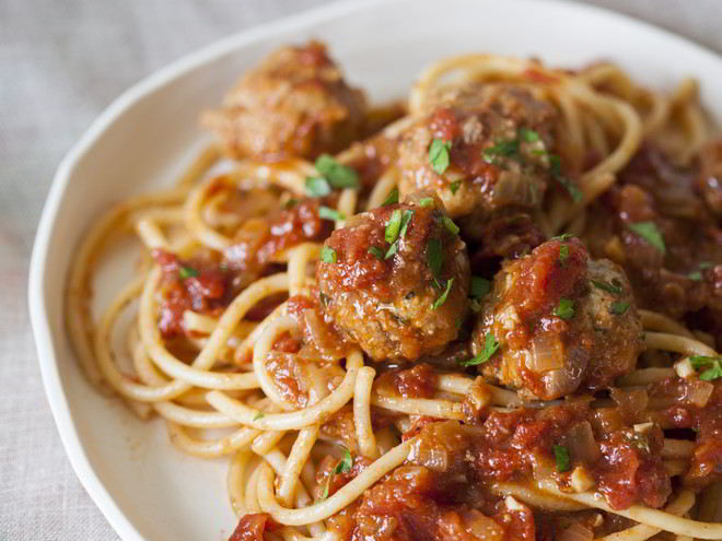 Рецепт мясного соуса болоньезе в мультиварке