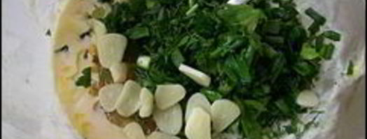 сливочный соус из сметаны, лука, чеснока и зелени. Шаг 6