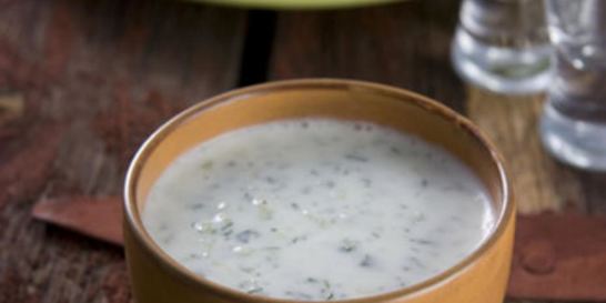 Соус из мацони с огурцами и мятой