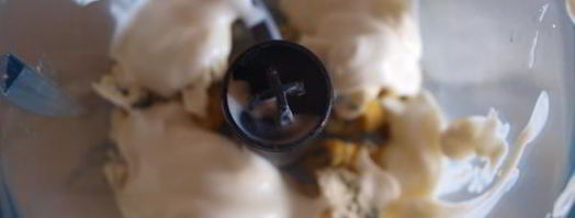 соус на основе сыра с голубой плесенью. Шаг 2