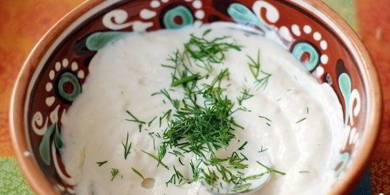 Соус с чесноком