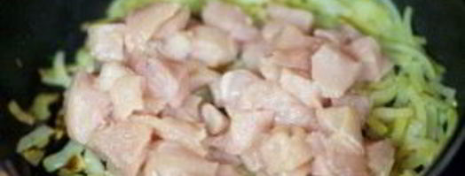 соус с курицей и грибами. Шаг 2