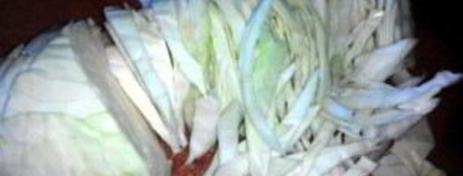 борщ с тушенкой в мультиварке. Шаг 4