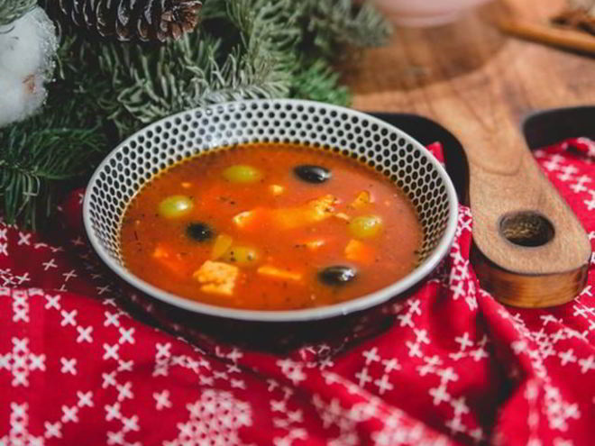 Рецепт борща царского с маслинами и осетриной