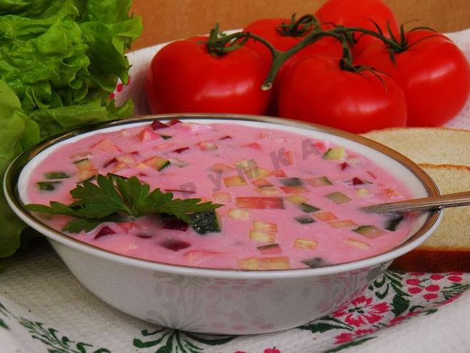 Рецепт холодного борща из маринованной свеклы с колбасой