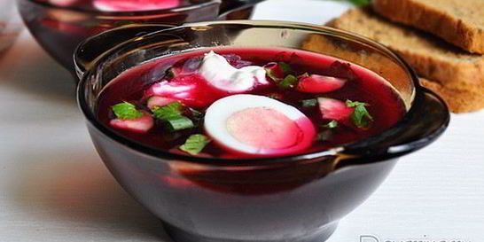 Холодный борщ со щавелем