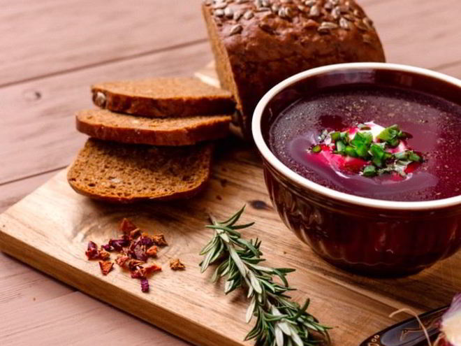 Рецепт летнего борща с ботвой