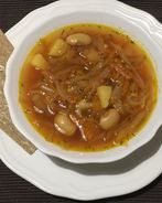 Постный борщ с фасолью