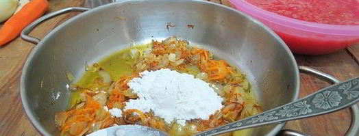 украинский борщ с пампушками. Шаг 6