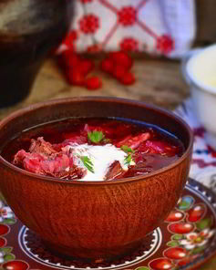 Украинский борщ со свеклой