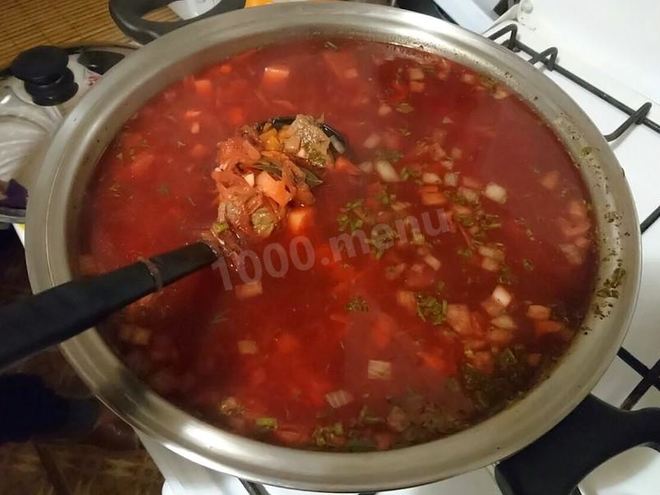 Рецепт вкусного борща на пару в сковороде вок