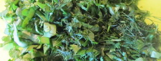 зеленый борщ с крапивой, щавелем и яйцом. Шаг 12