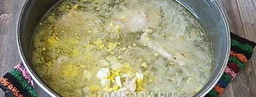 зеленый борщ в мультиварке. Шаг 12