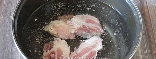 зеленый борщ в мультиварке. Шаг 4