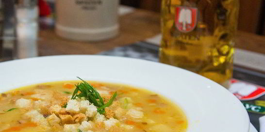 Гороховый суп с копченостями