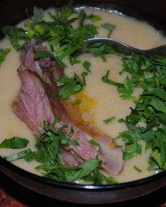 Гороховый суп с копчеными ребрышками