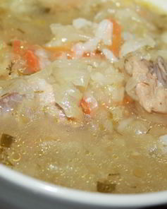 Капустняк на свиных ребрышках с кислой капустой и рисом