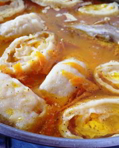 Куриный суп с сырными рулетиками