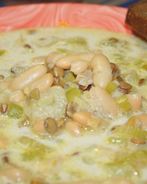 Пикантный суп с фасолью и чечевицей