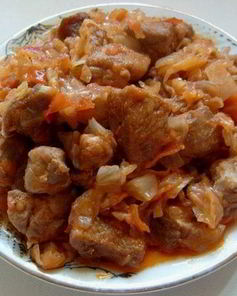 Солянка из свежей капусты с мясом