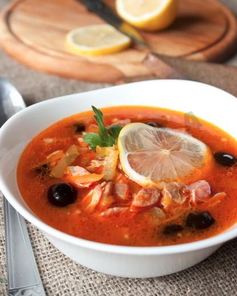 Солянка мясная сборная