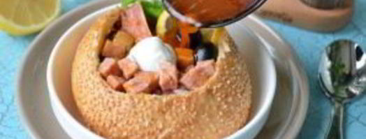 солянка с копченостями в хлебе. Шаг 8