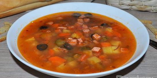 Солянка с тушенкой