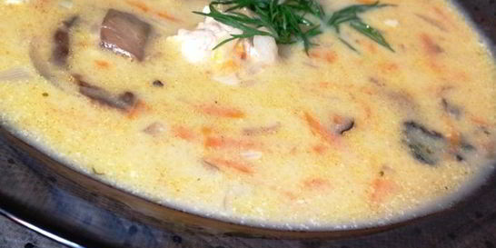 Суп из индейки с грибами