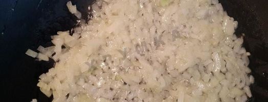 суп из консервированной красной фасоли в томатном соусе. Шаг 4