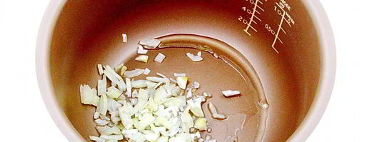 суп из консервированной сайры с пшеном в мультиварке. Шаг 3