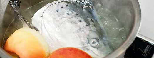 суп из красной рыбы с яблоками. Шаг 3