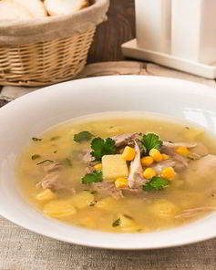 Суп из курицы по-римски