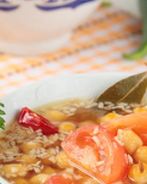 Суп из нута, кокоса и томатов