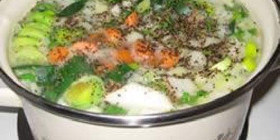 Суп лапша с курицей