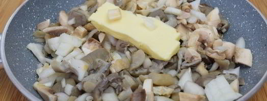 грибной суп пюре из шампиньонов и вешенок. Шаг 5