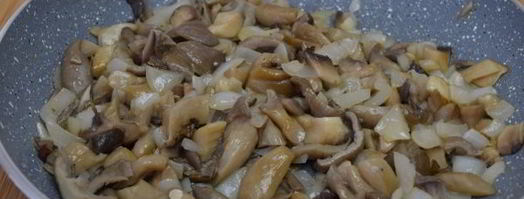 грибной суп пюре из шампиньонов и вешенок. Шаг 6