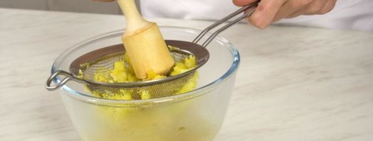 картофельный суп-пюре с креветками. Шаг 4