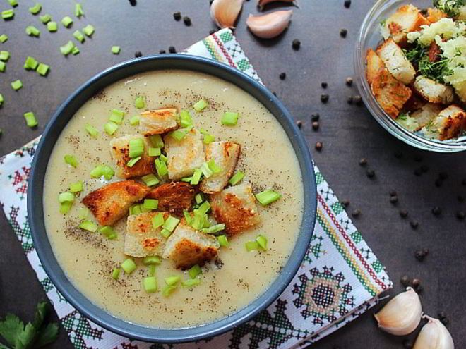 Рецепт сливочно-чесночного суп-пюре