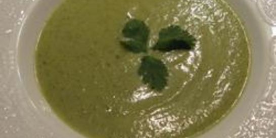 Суп-пюре из кабачков с кинзой