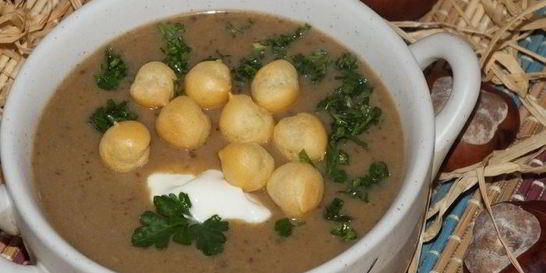 Суп-пюре из лесных грибов