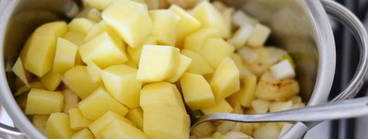 суп-пюре из овощей с семгой. Шаг 2