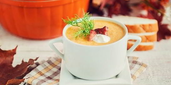 Суп-пюре из тыквы с беконом