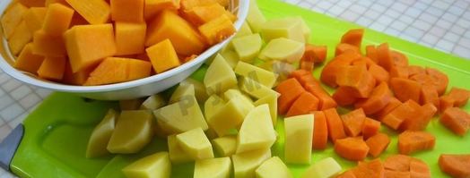 суп пюре из тыквы с яблоками и мускатным орехом. Шаг 2