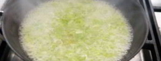 суп-пюре с сельдереем. Шаг 3