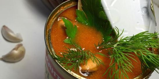 Томатный суп-пюре с мидиями