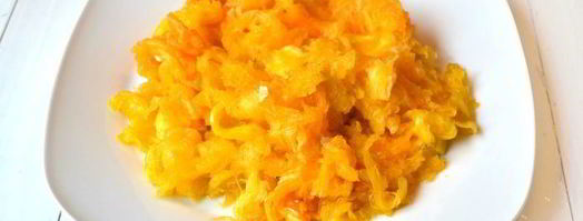 тыквенный суп-пюре с карамелизованной свеклой и золотистым луком. Шаг 2